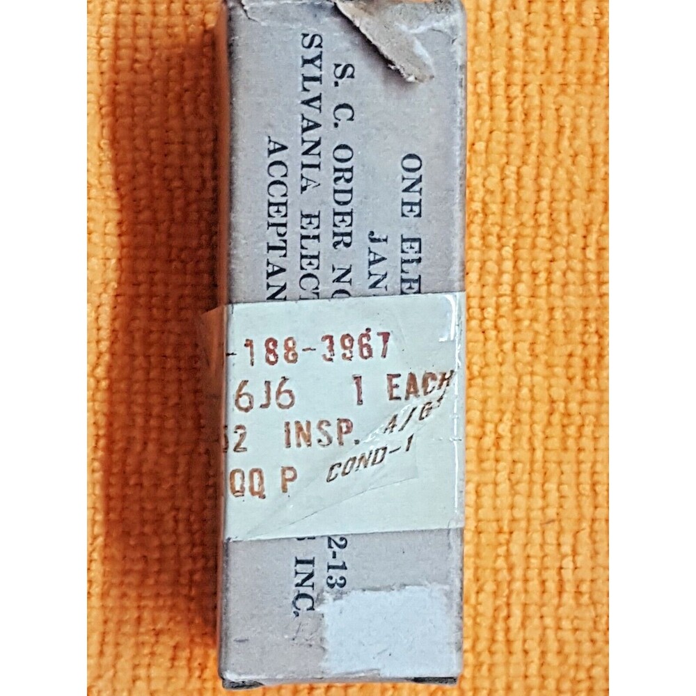 Vintage NOS Sylvania JAN 6J6 long Plate O Getter, Military, Strong, Original Box
